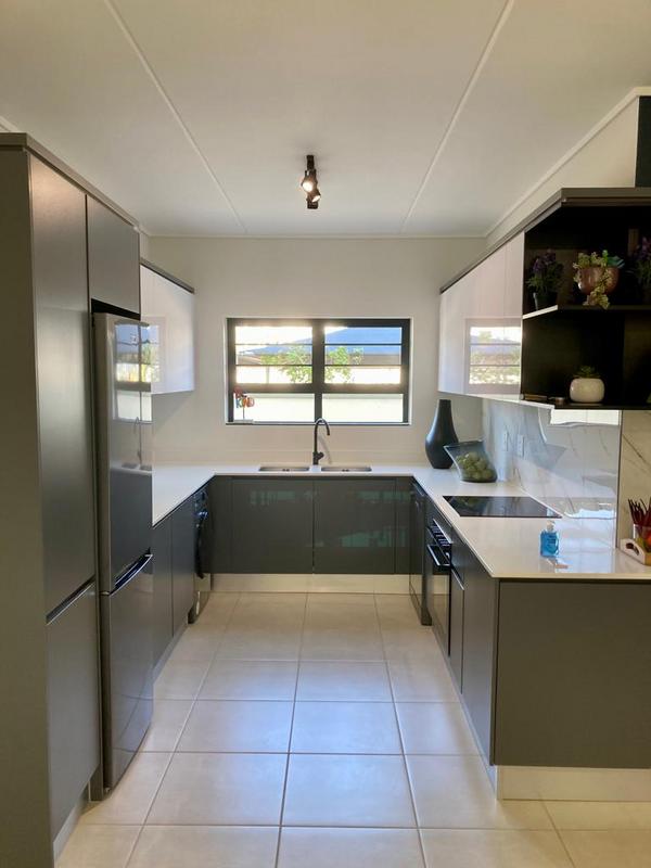 To Let 3 Bedroom Property for Rent in Firgrove Western Cape